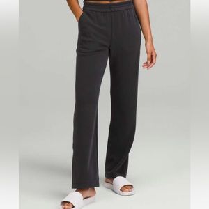 Lululemon Softstreme Pants, black